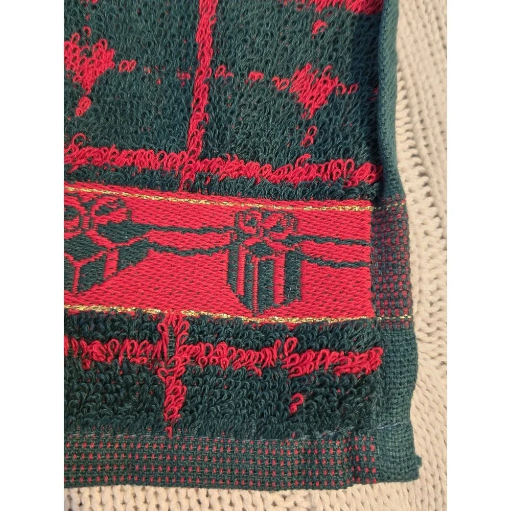 Vintage Christmas Teddy Bear Guest Towel & Hand Towel Set Red Green Cotton Decor